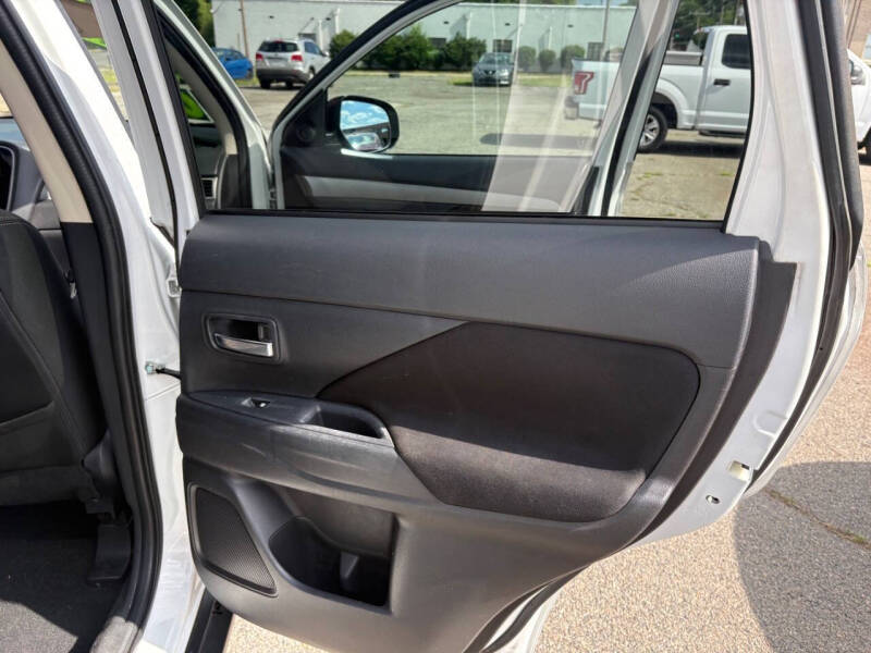 2018 Mitsubishi Outlander SE