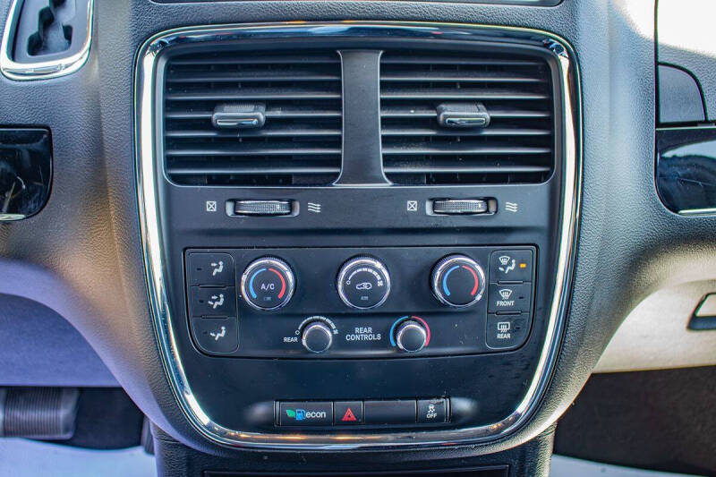 2019 Dodge Grand Caravan SE Plus