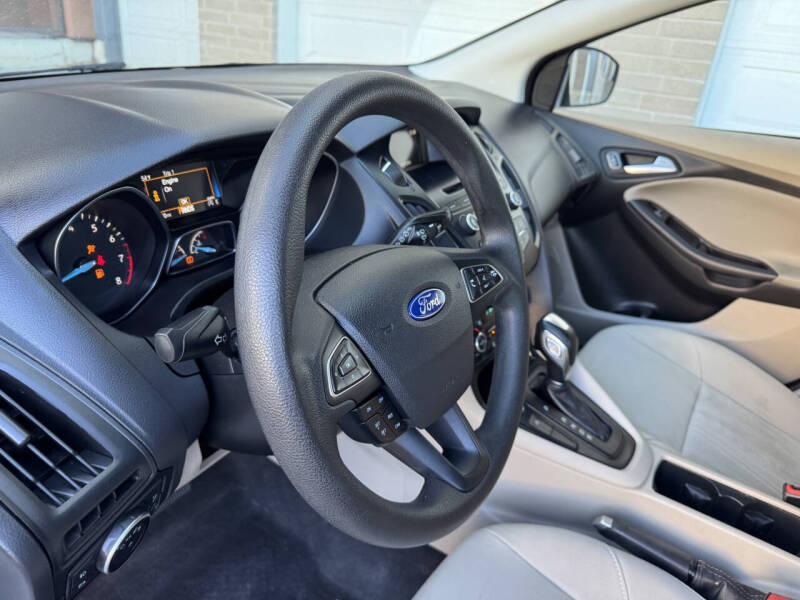 2016 Ford Focus SE