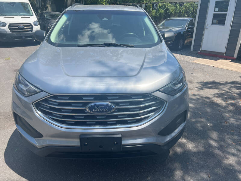 2020 Ford Edge SE