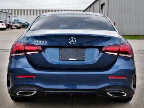 2019 Mercedes-Benz A-Class A 220