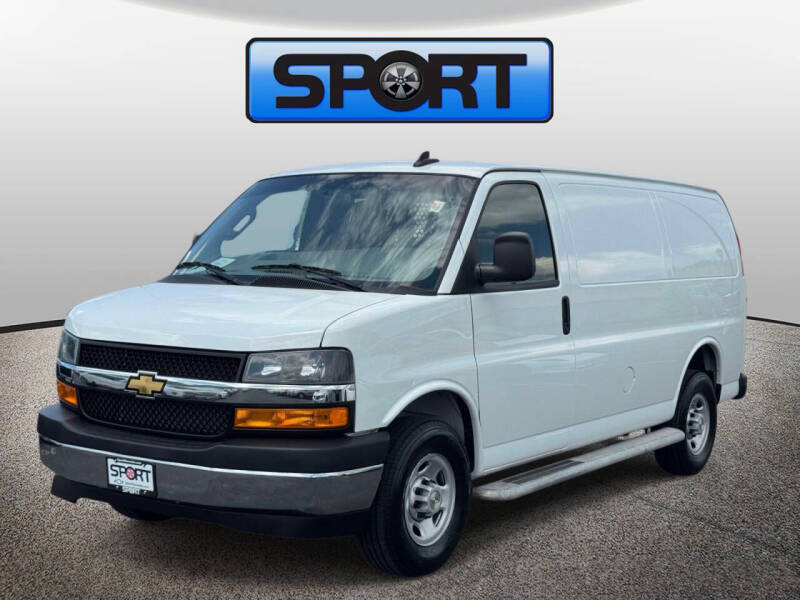 2024 Chevrolet Express 2500