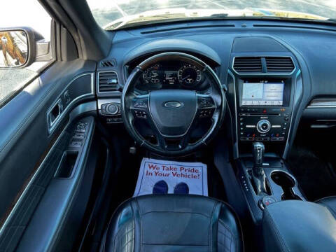 2017 Ford Explorer Platinum