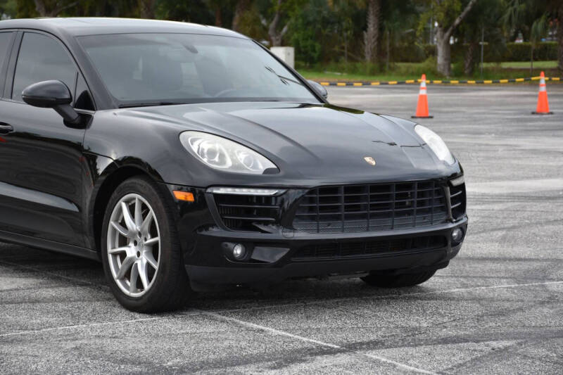 2016 Porsche Macan S