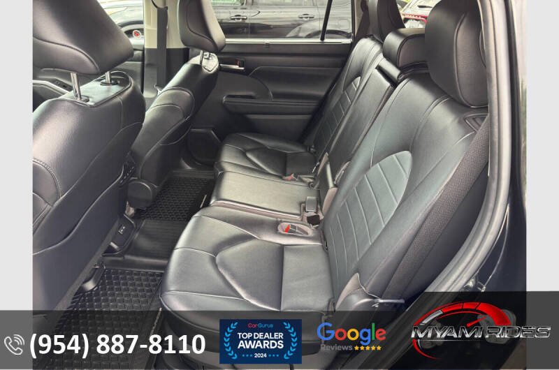 2023 Toyota Highlander Hybrid XLE