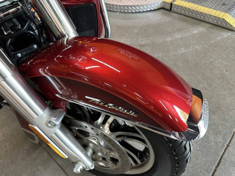 2023 Harley-Davidson FLHTCUTGAN - Tri Glide U