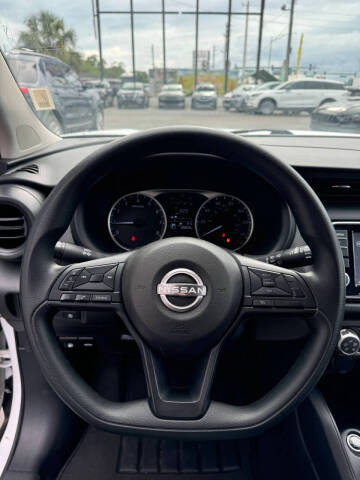 2024 Nissan Kicks S