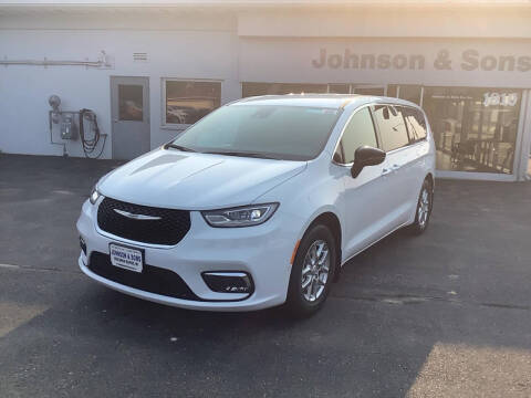 2025 Chrysler Pacifica Select