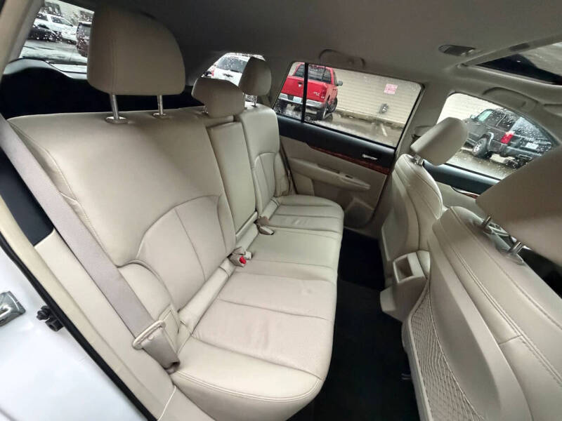 2012 Subaru Outback 3.6R Limited