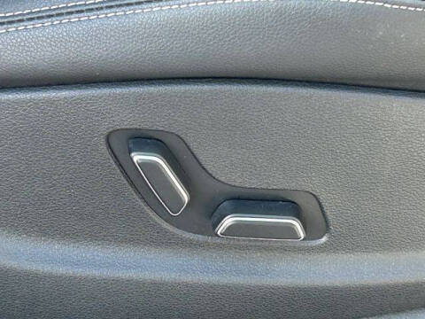 2025 Genesis GV70 2.5T Standard