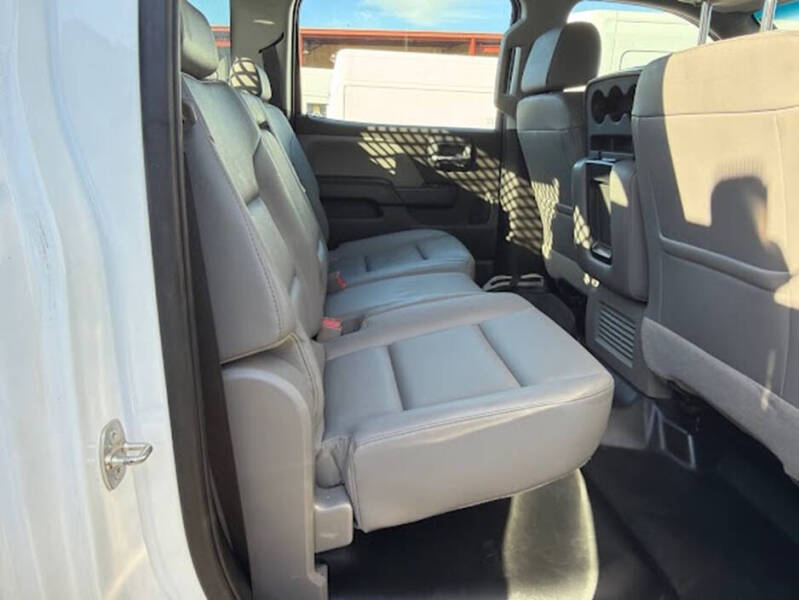 2022 Chevrolet Silverado 5500HD