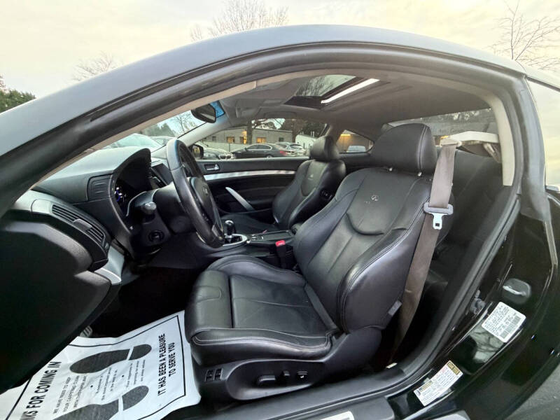 2014 Infiniti Q60 Coupe Sport