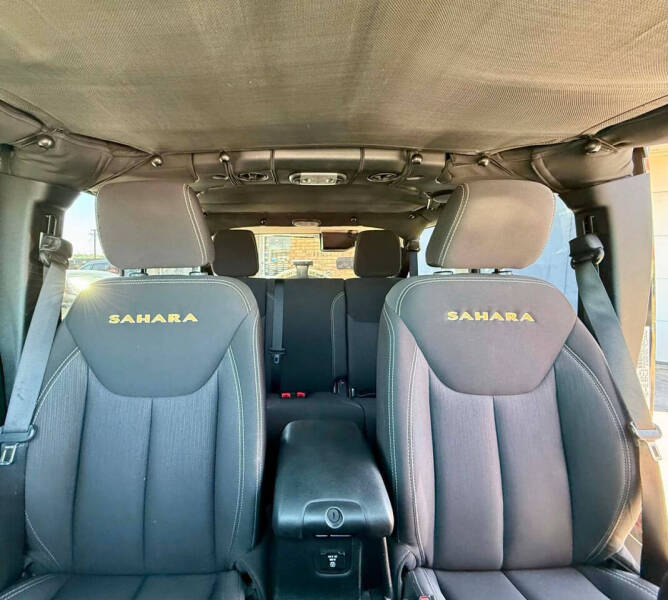 2014 Jeep Wrangler Unlimited Sahara