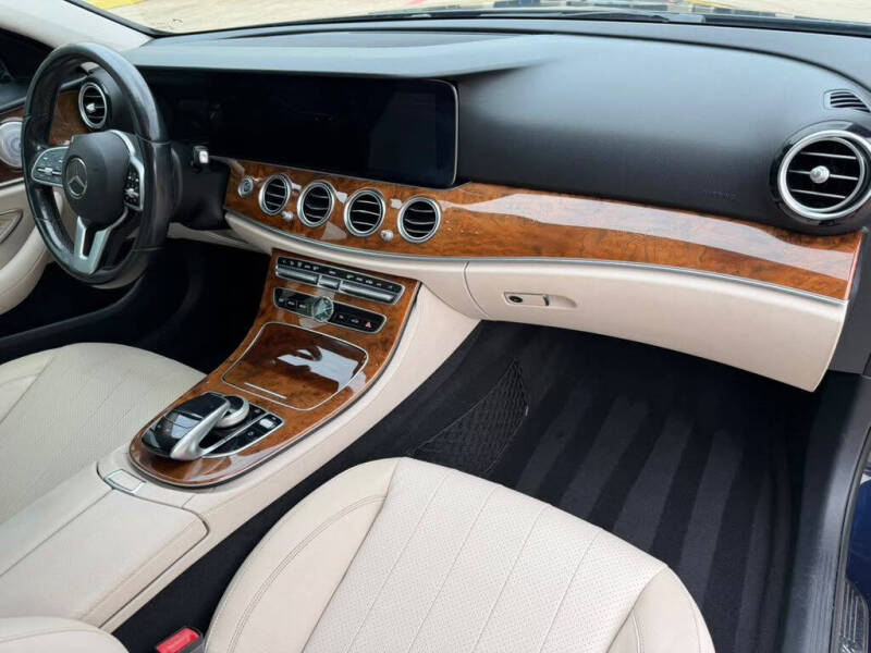 2019 Mercedes-Benz E-Class E 300