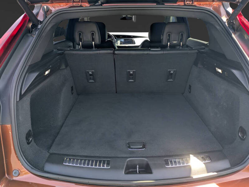2021 Cadillac XT4 Premium Luxury