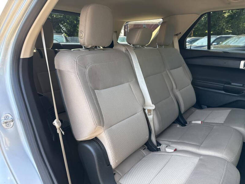 2020 Ford Explorer