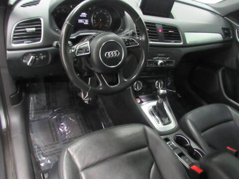 2015 Audi Q3 2.0T quattro Premium Plus