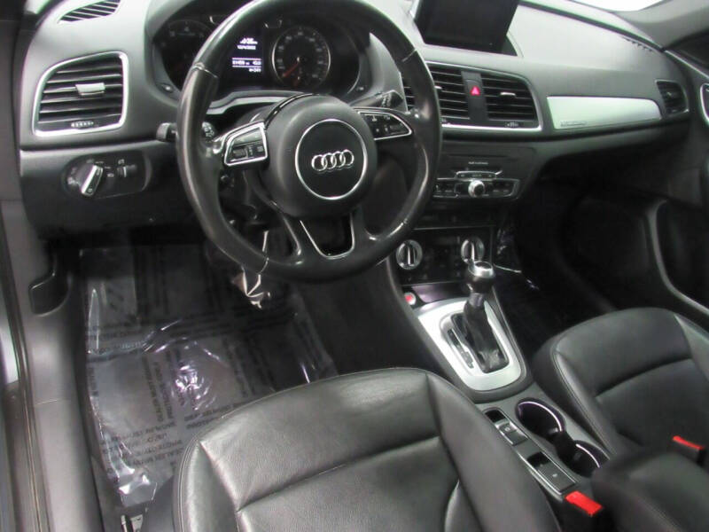 2015 Audi Q3 2.0T quattro Premium Plus