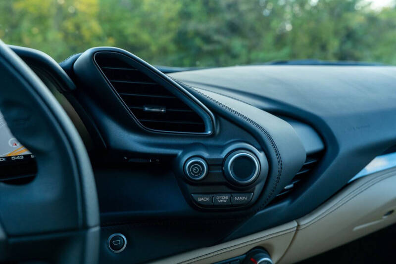 2016 Ferrari 488 GTB