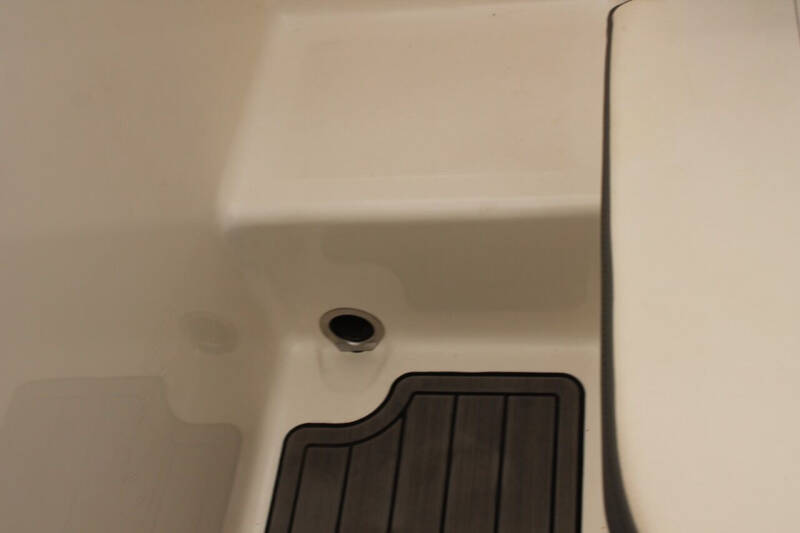 2018 Bayliner VR5 Bowrider