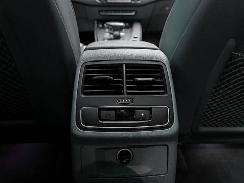 2018 Audi A4 2.0T quattro Prestige