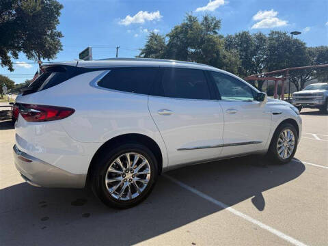 2021 Buick Enclave Essence