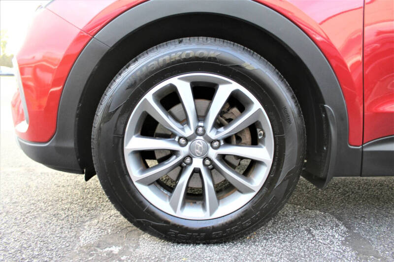 2018 Hyundai Santa Fe SE