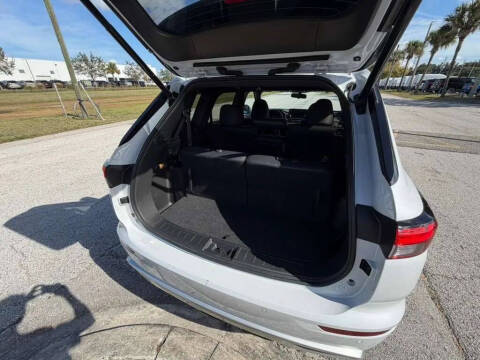 2024 Mitsubishi Outlander