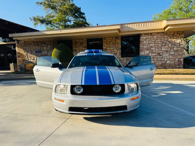 2005 Ford Mustang