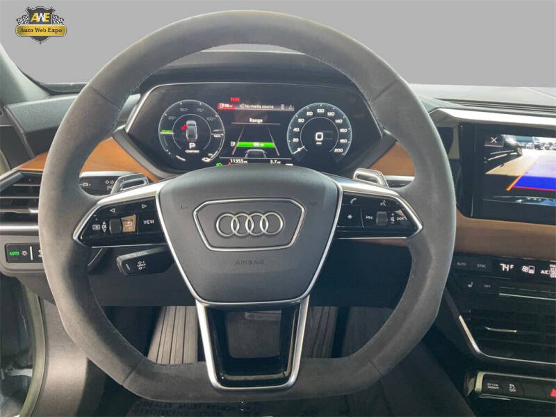 2022 Audi e-tron GT quattro Premium Plus