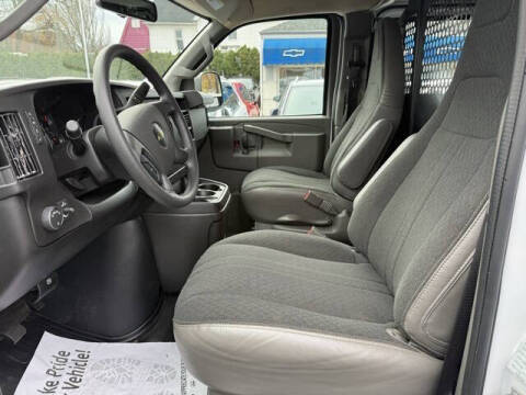 2024 Chevrolet Express 2500