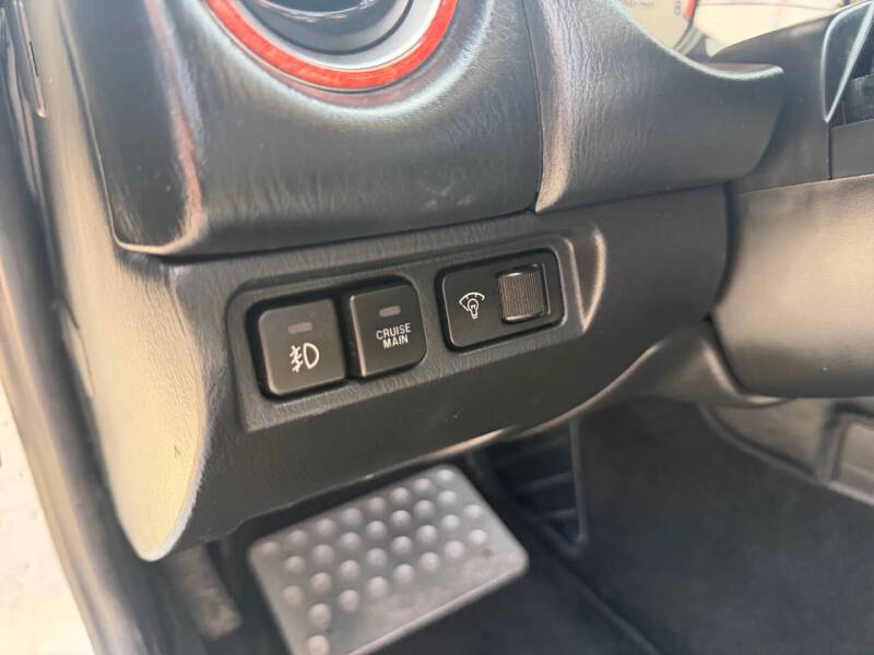 2004 Mazda MX-5 Miata