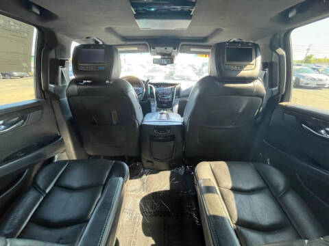 2015 Cadillac Escalade Platinum