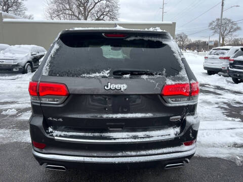 2017 Jeep Grand Cherokee Summit