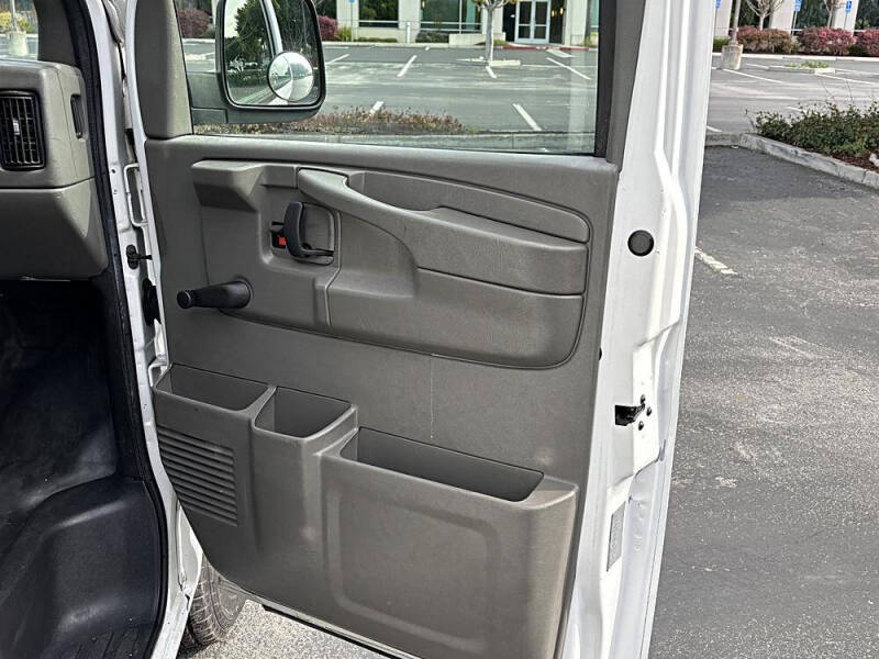2007 GMC Savana 2500