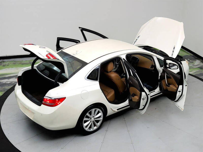 2012 Buick Verano Leather Group