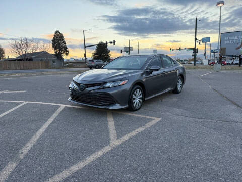 2019 Toyota Camry Hybrid LE