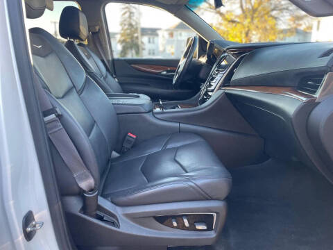 2017 Cadillac Escalade Premium Luxury