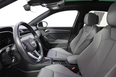 2022 Audi Q3 quattro S line Prem Plus 45 TFSI