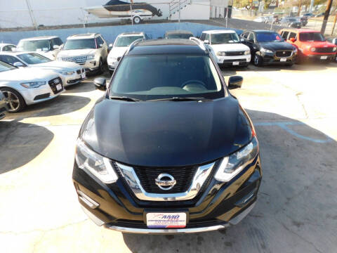 2017 Nissan Rogue SV