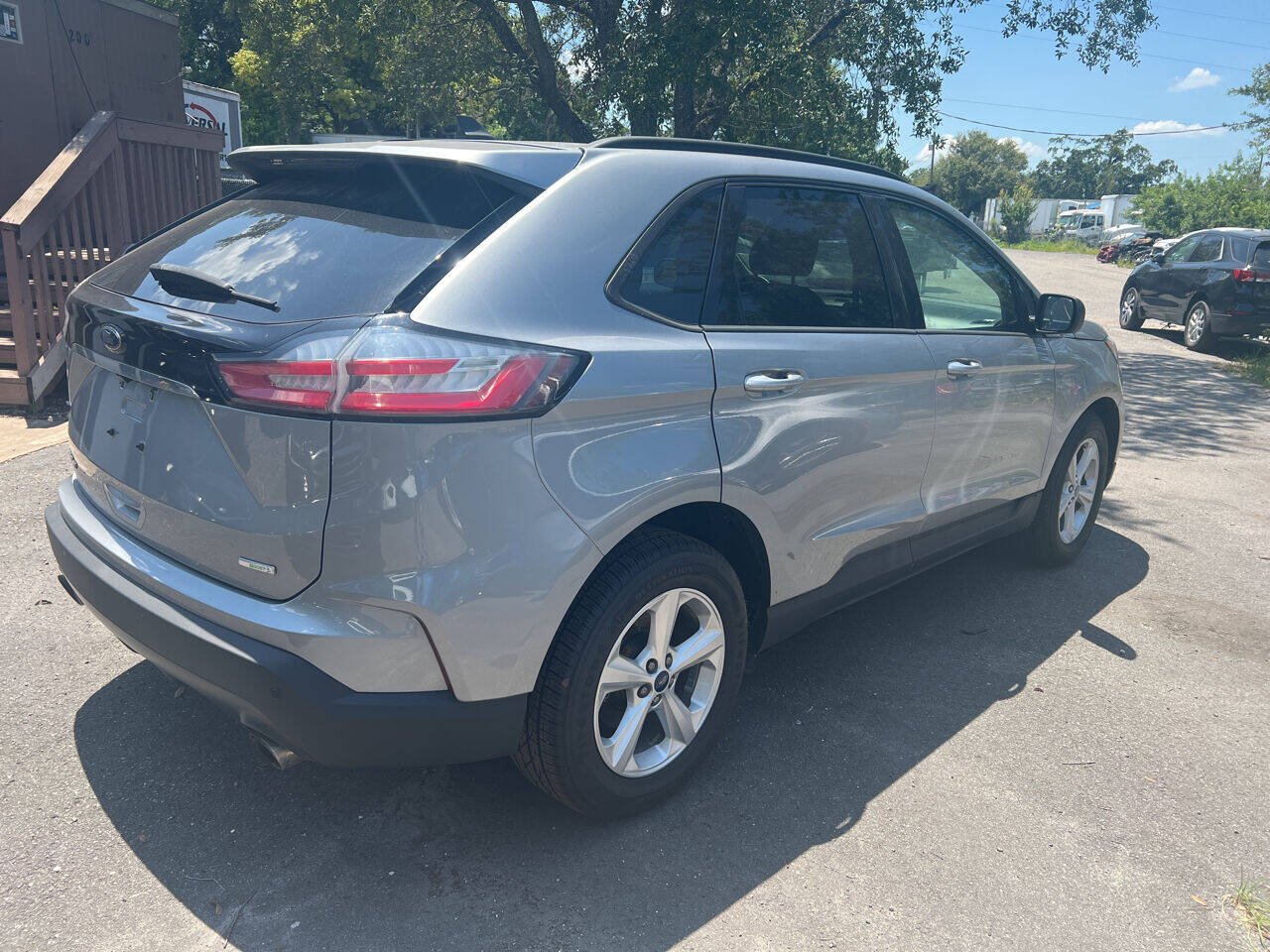 2020 Ford Edge SE photo 11