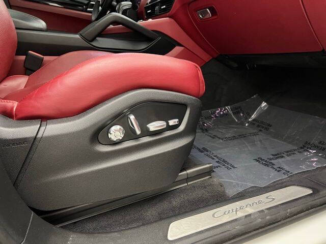 2021 Porsche Cayenne S Coupe