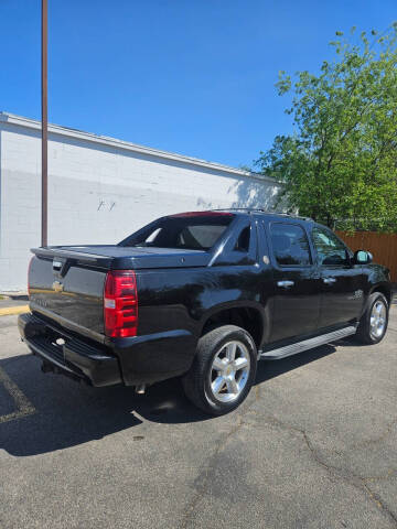 2013 Chevrolet Avalanche LT Black Diamond
