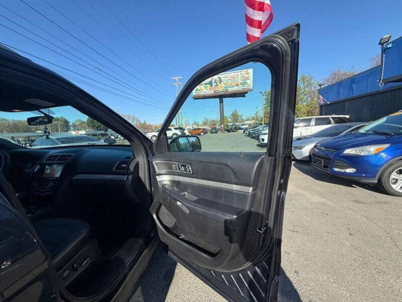 2017 Ford Explorer XLT