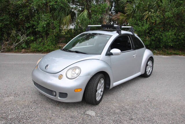 2004 Volkswagen New Beetle for sale at Elite Auto Specialties LLC in Deland, FL