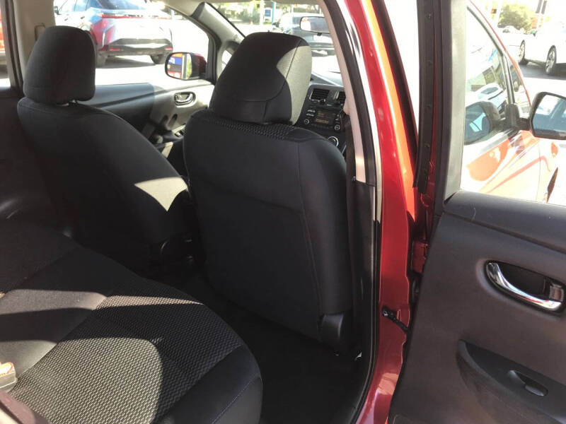 2013 Nissan LEAF S