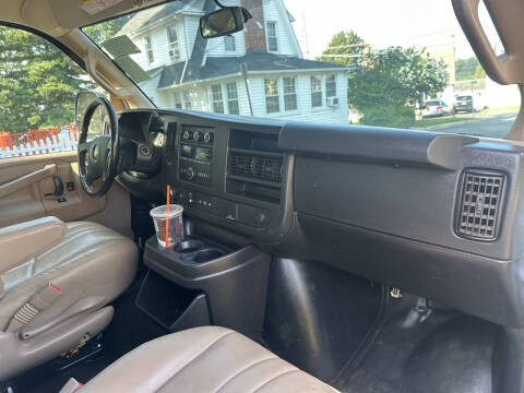 2020 Chevrolet Express 2500