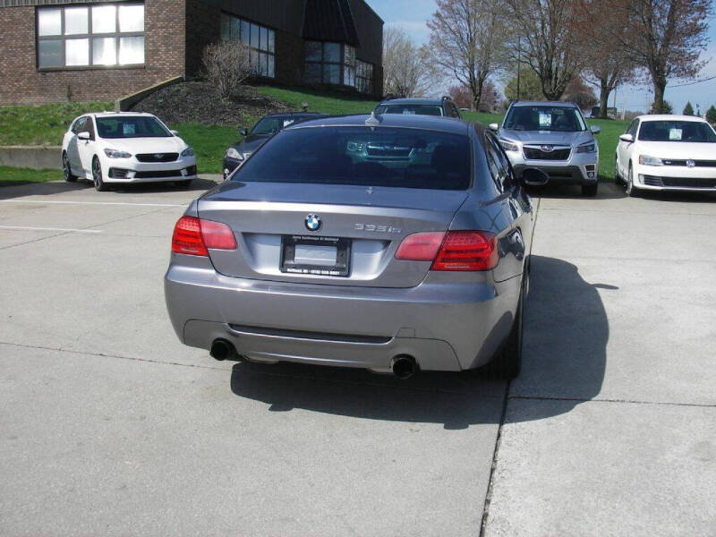 2011 BMW 3 Series 335is - Photo 6