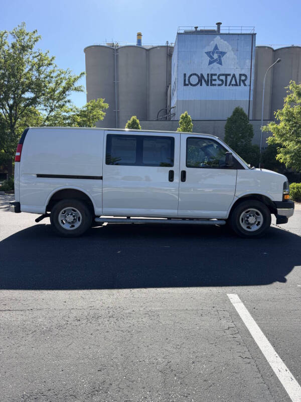 2020 Chevrolet Express 2500