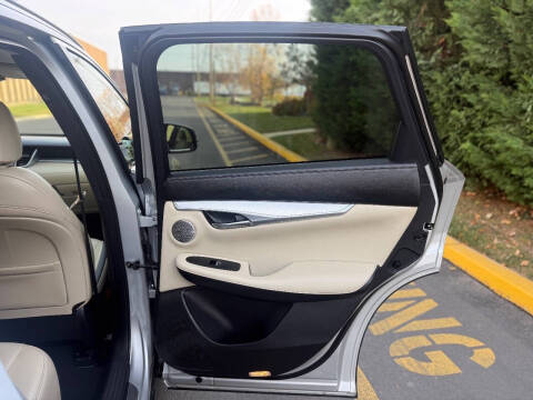 2019 Infiniti QX50 Essential